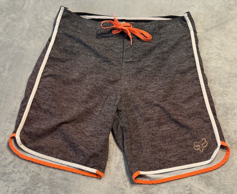 Size 32 FOX Racing Board Shorts Swim Trunks Moto Surf Skate Beach Bathing Suit